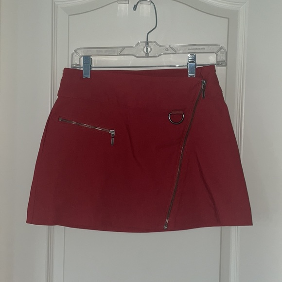Red Urban Outfitters wrap skirt - Picture 3 of 6